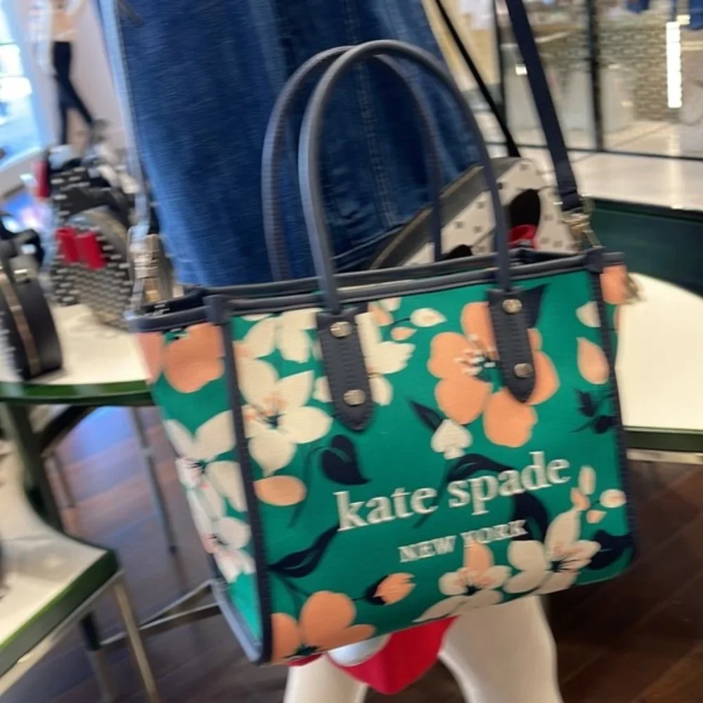 Kate Spade Small Tote Crossbody Bag Lily Blooms Green Multi - Picture 2 of 16
